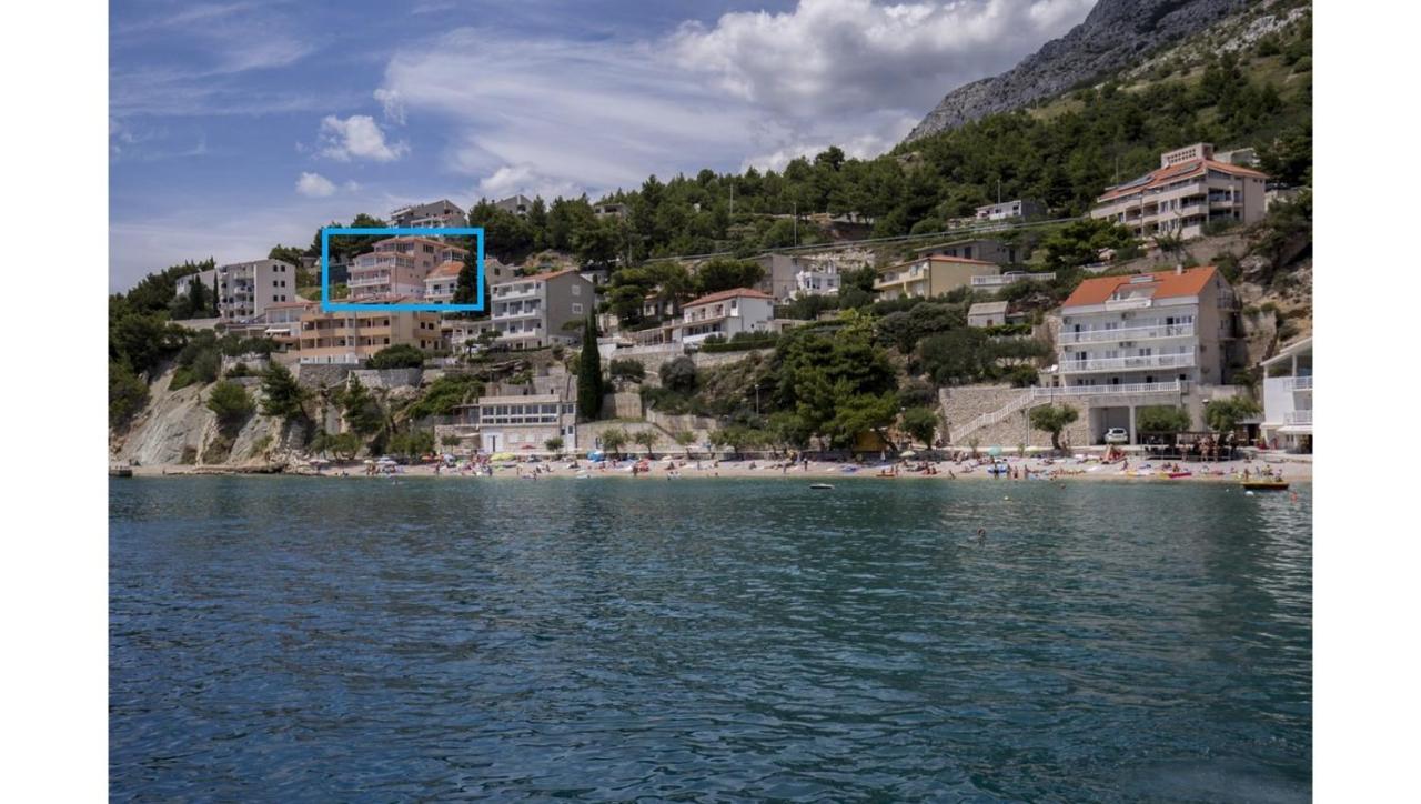 Family Beach Rooms Omiš Eksteriør bilde