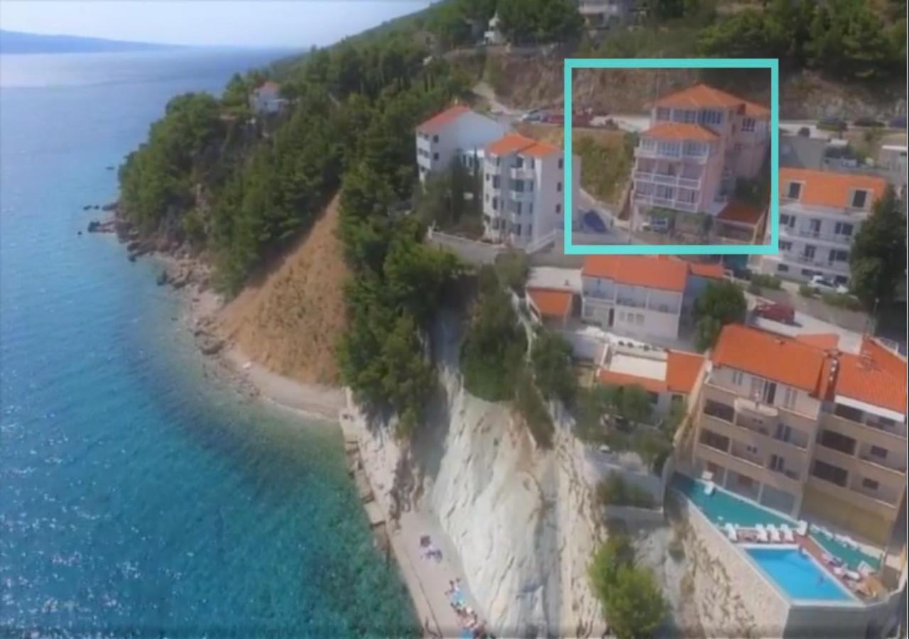 Family Beach Rooms Omiš Eksteriør bilde