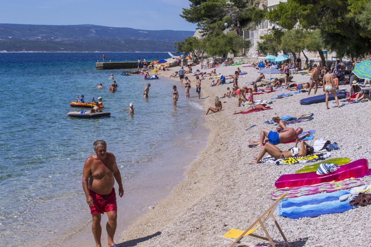 Family Beach Rooms Omiš Eksteriør bilde