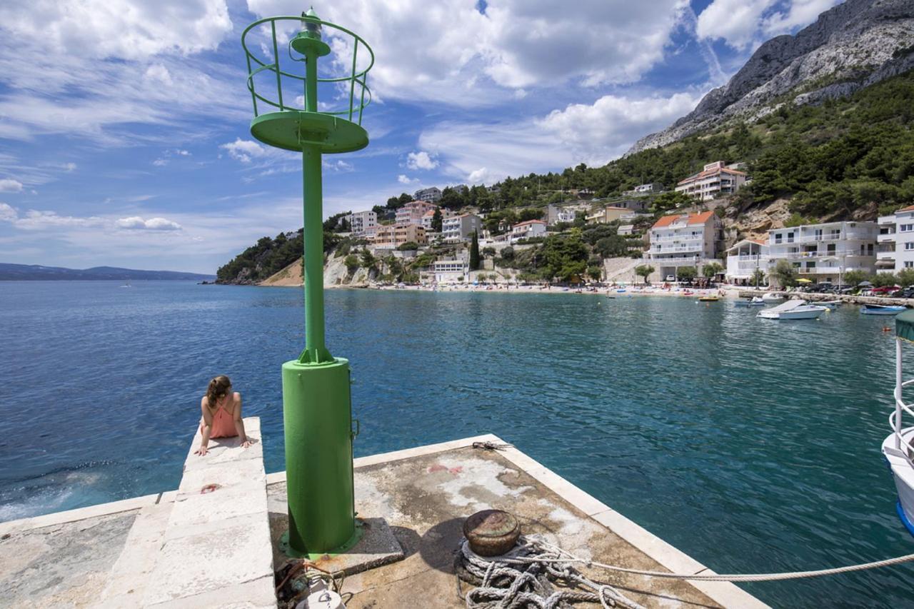 Family Beach Rooms Omiš Eksteriør bilde